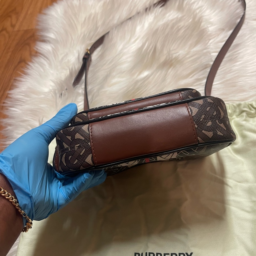 BURBERRY Monogram Stripe E-canvas Camera Bag - Picture 13 of 16